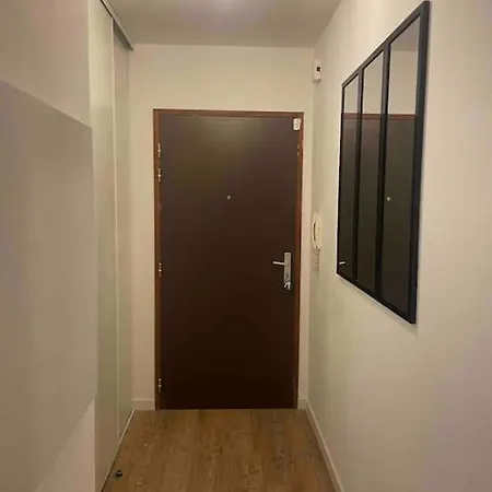 T2 Bien Equipe Avec Tram T1 Et Commodites A Proximite 13 Min Du Centre De Nantes 公寓 *