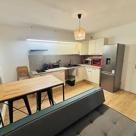 公寓 T2 Bien Equipe Avec Tram T1 Et Commodites A Proximite 13 Min Du Centre De Nantes *